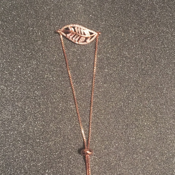 💕Rose Gold Plated Pave CZ Leaf Bracelet - Picture 5 of 7